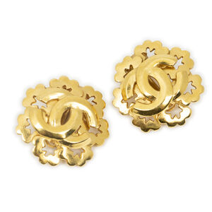 Chanel CC Flower-Shaped Clip On Earrings
